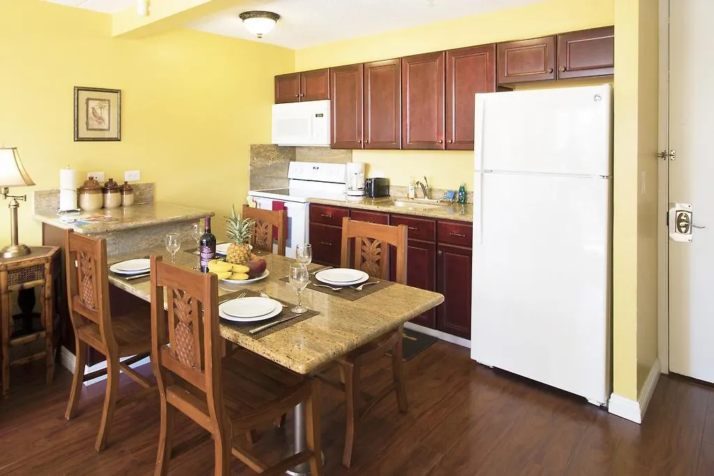 Waikiki Sunset Mountain View Near Beach With Parking Honolulu Apartment