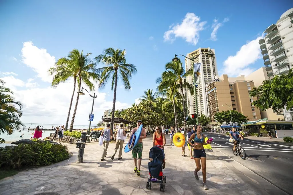 Waikiki Sunset Mountain View Near Beach With Parking Honolulu Apartment